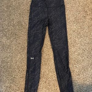 Under Armour workout leggings.